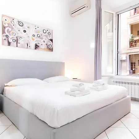 Apartment Elegantis Giolitti With Private Balcony Rome