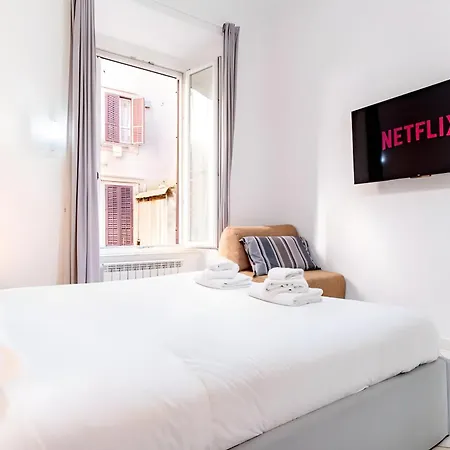 Elegantis Giolitti With Private Balcony