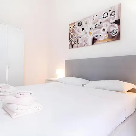 Apartment Elegantis Giolitti With Private Balcony *