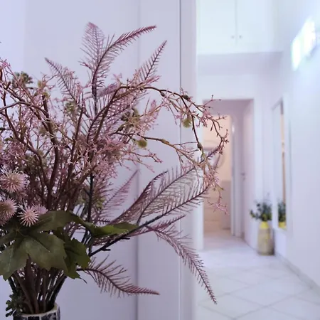 Apartment Elegantis Giolitti Rome