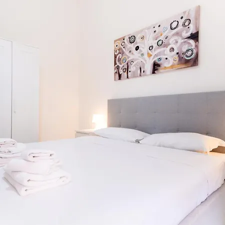 Apartment Elegantis Giolitti *
